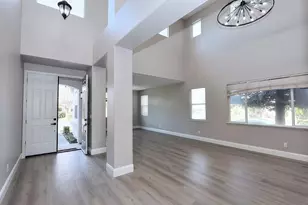 451 Hawkcrest Cir, Sacramento, CA 95835 - Photo 6