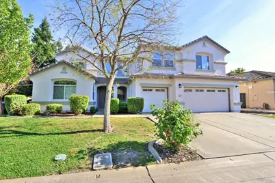 451 Hawkcrest Circle, Sacramento, CA 95835 - Photo 2