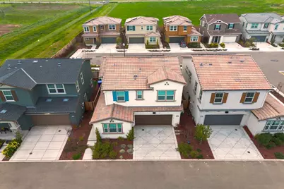 7329 Umberto Place, Tracy, CA 95377 - Photo 2