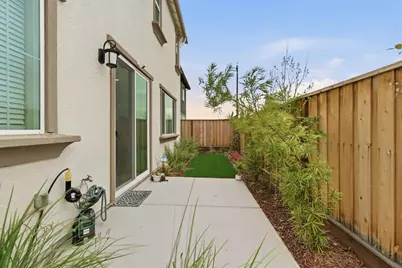 7329 Umberto Place, Tracy, CA 95377 - Photo 38