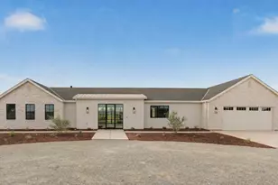 11450 E Jahant Rd, Acampo, CA 95220 - Photo 1