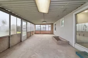 2436 Knoll St, Sacramento, CA 95815 - Photo 8