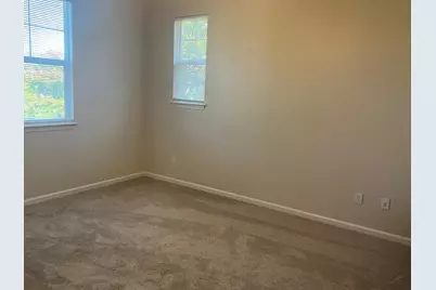 10537 Lake Point Avenue, Stockton, CA 95219 - Photo 16