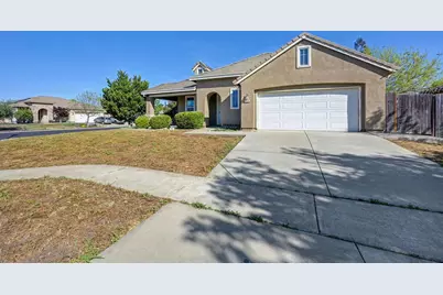 1379 Jacoby Creek Court, Plumas Lake, CA 95961 - Photo 10