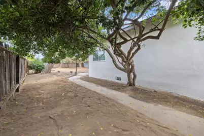524 S 6th Street, Kerman, CA 93630 - Photo 24