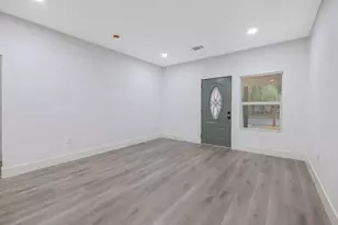 524 S 6th St, Kerman, CA 93630 - Photo 6