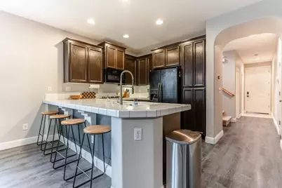 3039 Spoonwood Way, Sacramento, CA 95833 - Photo 4