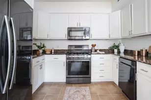 1300 Moon Cir, Folsom, CA 95630 - Photo 4