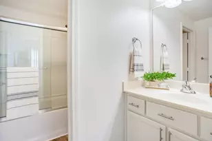 1300 Moon Cir, Folsom, CA 95630 - Photo 18