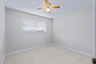 2573 Bunker Hill Dr, Stockton, CA 95209 - Photo 24