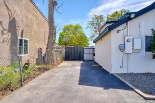 1432 Page Ct, Modesto, CA 95354 - Photo 56