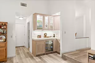 8833 Mountbatten Way, Elk Grove, CA 95624 - Photo 18