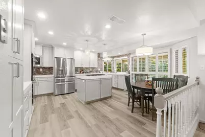 8833 Mountbatten Way, Elk Grove, CA 95624 - Photo 14
