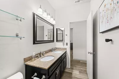 8833 Mountbatten Way, Elk Grove, CA 95624 - Photo 22