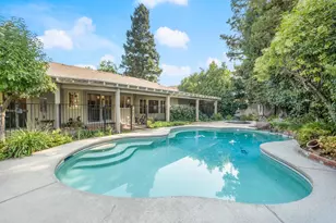 8833 Mountbatten Way, Elk Grove, CA 95624 - Photo 10