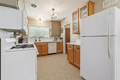 1437 W Elm Street, Lodi, CA 95242 - Photo 12