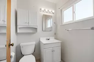 1437 W Elm St, Lodi, CA 95242 - Photo 18