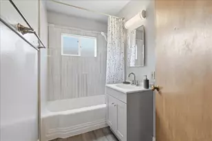 1437 W Elm St, Lodi, CA 95242 - Photo 18