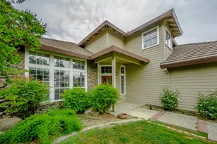 818 Farrell Pl, Woodland, CA 95695 - Photo 2