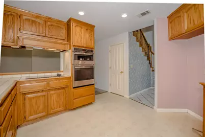 818 Farrell Place, Woodland, CA 95695 - Photo 12