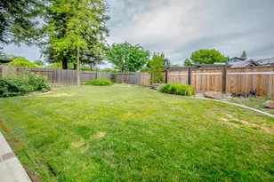 818 Farrell Pl, Woodland, CA 95695 - Photo 38