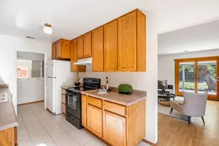 2306 Regis Dr, Davis, CA 95618 - Photo 10