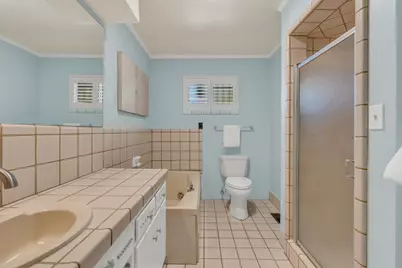 1071 W Monterey Avenue, Stockton, CA 95204 - Photo 28