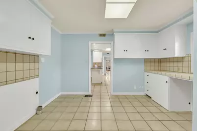 1071 W Monterey Avenue, Stockton, CA 95204 - Photo 26