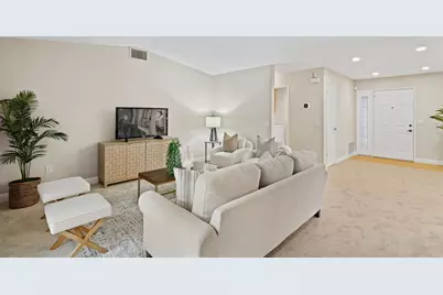 7523 Sunfaire Lane, Sacramento, CA 95828 - Photo 8