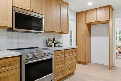 894 Larch Lane, Sacramento, CA 95864 - Photo 22