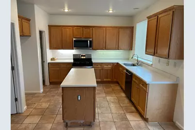 1808 N Rancho Encantado Court, Modesto, CA 95358 - Photo 8