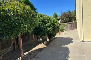 1808 N Rancho Encantado Ct, Modesto, CA 95358 - Photo 34