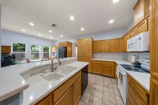 2101 Arabian Way, Turlock, CA 95380 - Photo 18
