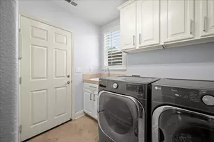 6905 Arianna Ct, Elk Grove, CA 95757 - Photo 52