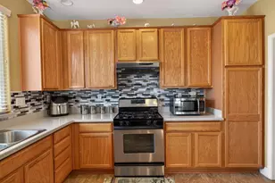 8850 Black Marlin Ct, Sacramento, CA 95828 - Photo 28