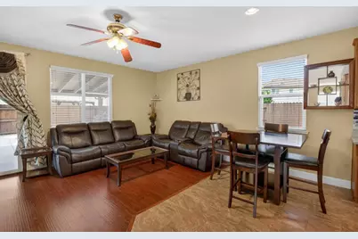 8850 Black Marlin Court, Sacramento, CA 95828 - Photo 16