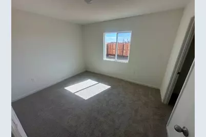 6042 Lassie Court, Riverbank, CA 95367 - Photo 14