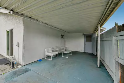 8751 Torrey Way, Elk Grove, CA 95624 - Photo 26