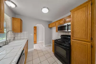 2021 Ellison Drive, Modesto, CA 95355 - Photo 8