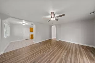 2021 Ellison Dr, Modesto, CA 95355 - Photo 10