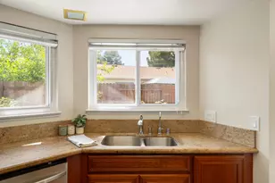 4064 Birchgrove Way, Sacramento, CA 95826 - Photo 14