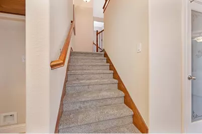 9841 Shanelyn Way, Elk Grove, CA 95757 - Photo 32