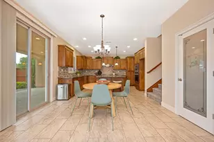 9841 Shanelyn Way, Elk Grove, CA 95757 - Photo 18