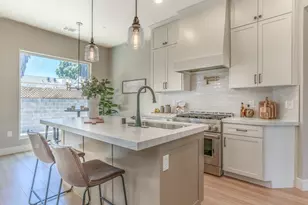 815 Hintze Lndg Ct, Modesto, CA 95354 - Photo 18