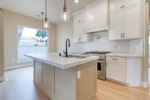 815 Hintze Lndg Ct, Modesto, CA 95354 - Photo 16