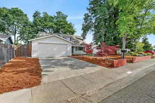 9641 Tanglewood Cir, Orangevale, CA 95662 - Photo 2