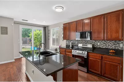 10052 Wexted Way, Elk Grove, CA 95757 - Photo 10