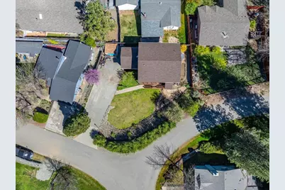 181 Hanover Street, Weaverville, CA 96093 - Photo 2