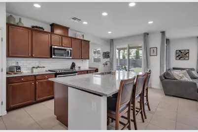 2332 Castle Pines Way, Roseville, CA 95747 - Photo 8