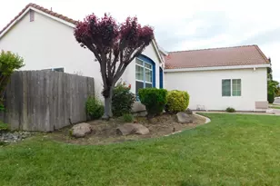 10811 Lava Bed Ln, Stockton, CA 95219 - Photo 4